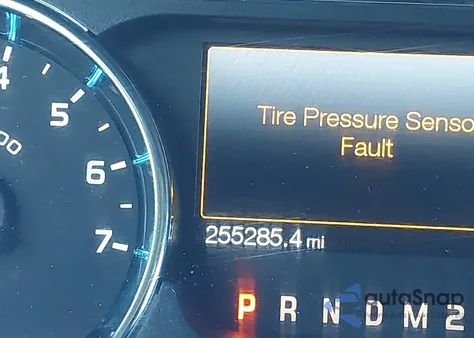 2011 Ford F-150 Lariat from USA, damaged, VIN 1FTFW1ET1BFD36113